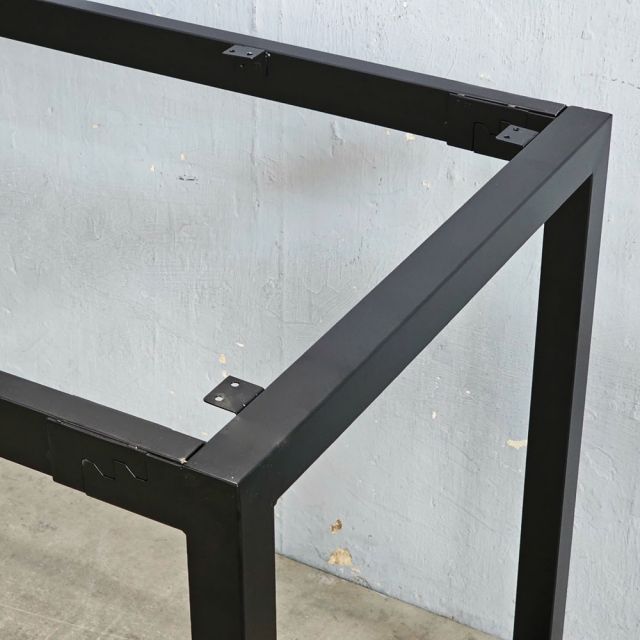 Chân sắt lắp ráp cho bàn 180x60cm hệ URA HCUR005