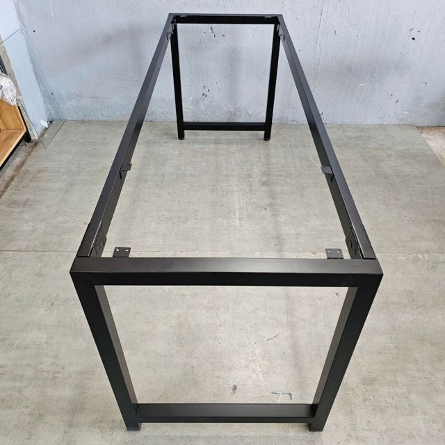 Chân sắt lắp ráp cho bàn 180x60cm hệ URA HCUR005