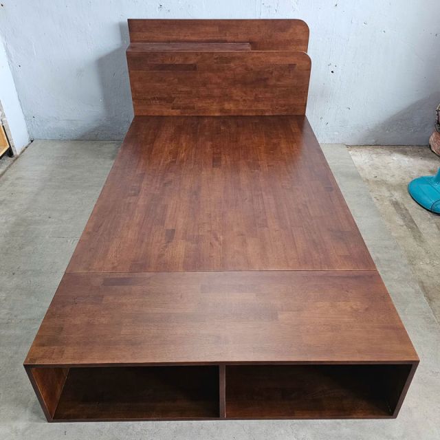Giường ngủ 120x220cm gỗ cao su có hộc kéo GN68051