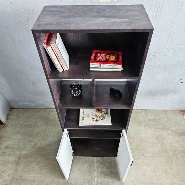 Tủ trưng bày phòng khách 60x30x170cm gỗ cao su đế chân sắt KS68157