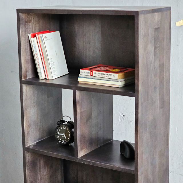 Tủ trưng bày phòng khách 60x30x170cm gỗ cao su đế chân sắt KS68157