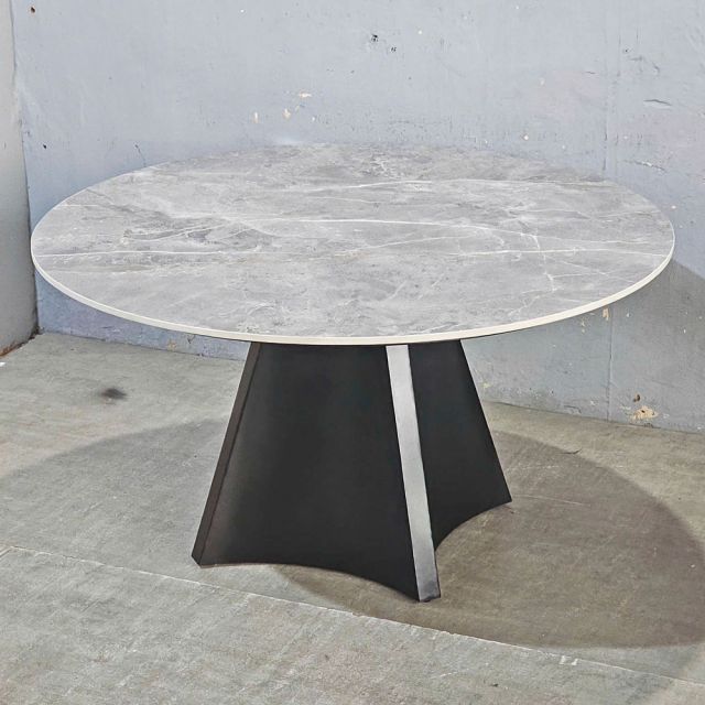 Bàn ăn tròn GRAVO 140cm mặt đá ceramic chân sắt BA68236
