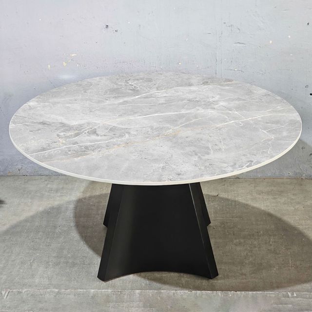 Bàn ăn tròn GRAVO 140cm mặt đá ceramic chân sắt BA68236