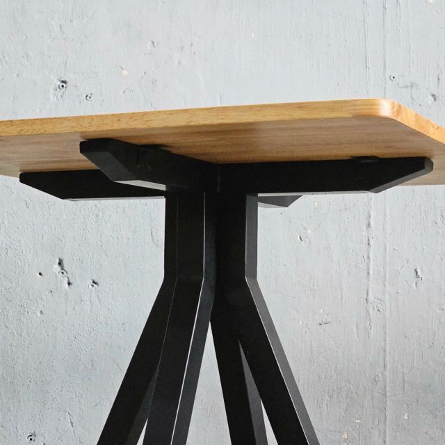 Bàn cafe vuông 70x70cm gỗ cao su CFD68266