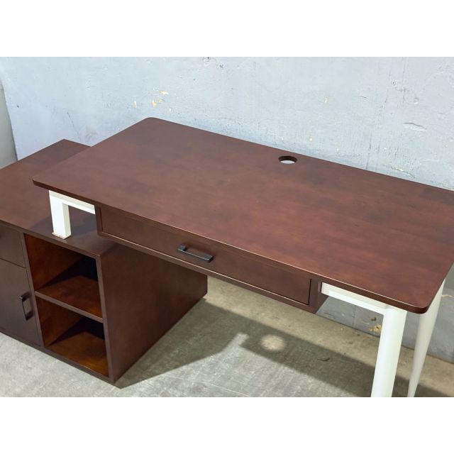 Bàn làm việc ZETA 160x60cm gỗ cao su chân CONE BD68152