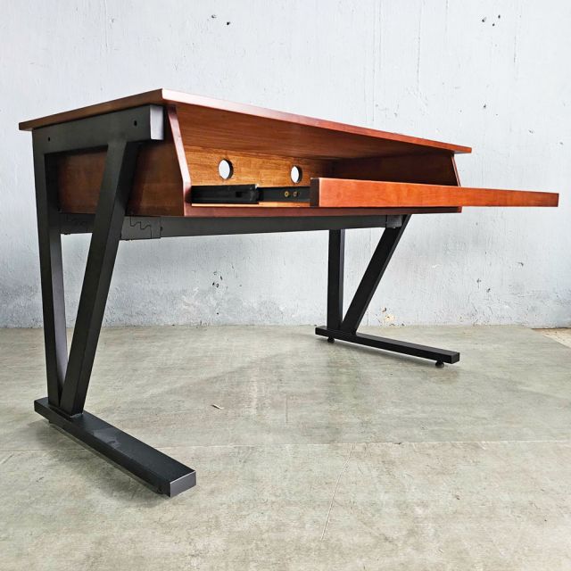 Bàn phòng thu StudioDesk 120x60cm gỗ cao su SD68027