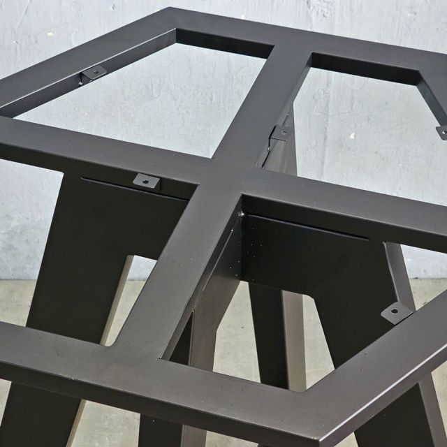 Chân sắt cho bàn ăn sơn tĩnh điện CHBBA053
