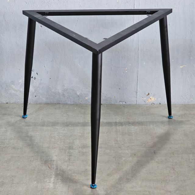 Chân sắt BENTO cho bàn tam giác 120x120cm hệ CONE CHB68072