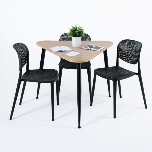 Combo bàn tam giác Bento và 3 ghế nhựa CBCF328