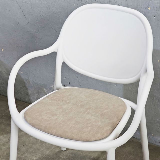 Ghế PORA bọc nệm nhựa đúc lưng tựa ST3061A