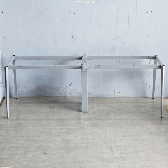 Chân sắt lắp ráp cho bàn họp hệ Đa Giác Cone CHDG017