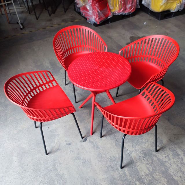 Ghế VERTI lưng nhựa chân sắt sơn tĩnh điện ST3032