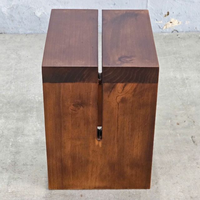 Ghế đôn 30x25x35cm gỗ thông GCF305