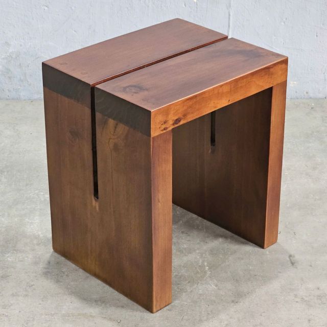 Ghế đôn 30x25x35cm gỗ thông GCF305