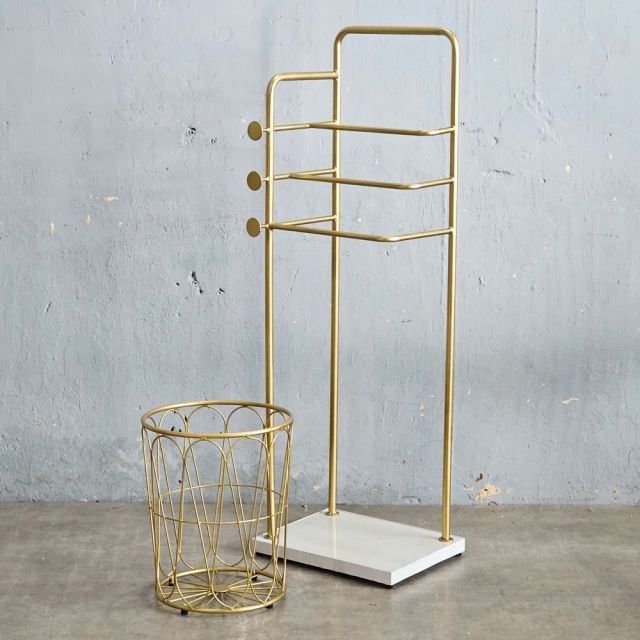 Giá treo đồ có giỏ đựng KPT68007