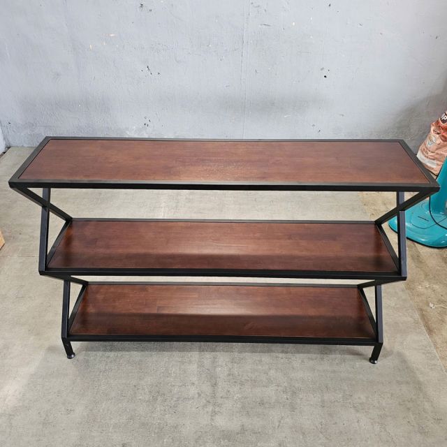 Kệ 3 tầng khung sắt gỗ cao su KS68124