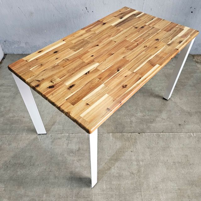 Bàn ăn chữ nhật 120x70cm gỗ tràm chân sắt tam giác BA68247