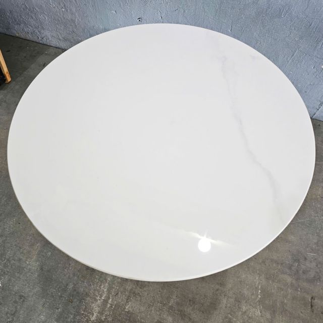 Bàn bên sofa mặt đá chân sắt SST049
