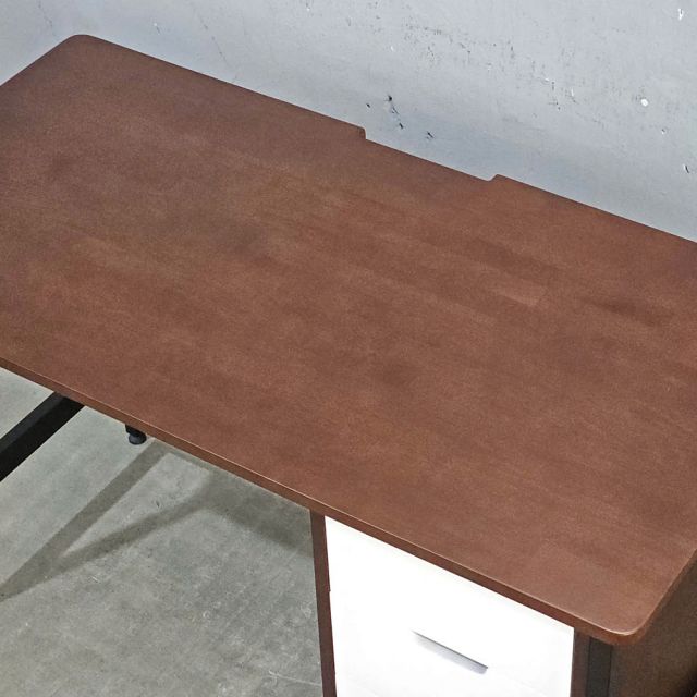 Bàn làm việc 120x60cm gỗ cao su BGV003