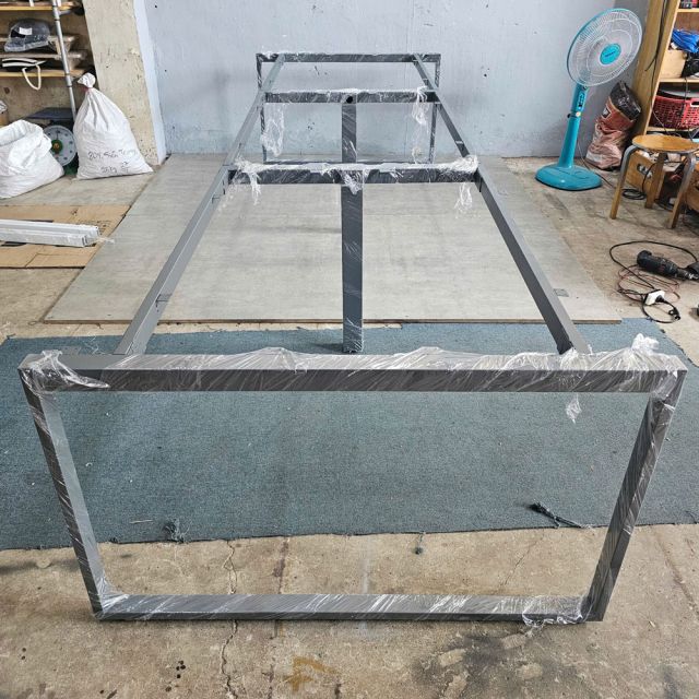Chân sắt lắp ráp cho bàn họp 360x120cm hệ Rectang HCRT040