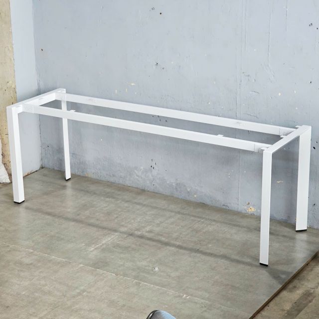 Chân sắt cho bàn 200x60cm hệ Trian HCTA024