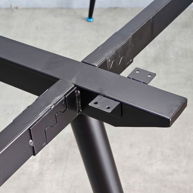 Chân bàn sắt hệ CONE Concept 240x120 lắp ráp HCCO010