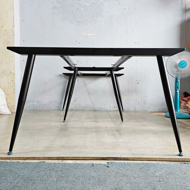 Chân bàn sắt hệ CONE Concept 240x120 lắp ráp HCCO010