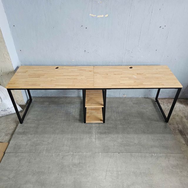 Bàn làm việc 2 người ngồi kết hợp chân tủ 240x120x75cm BD68063