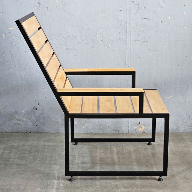Ghế thư giãn gỗ cao su khung chân sắt GCF307