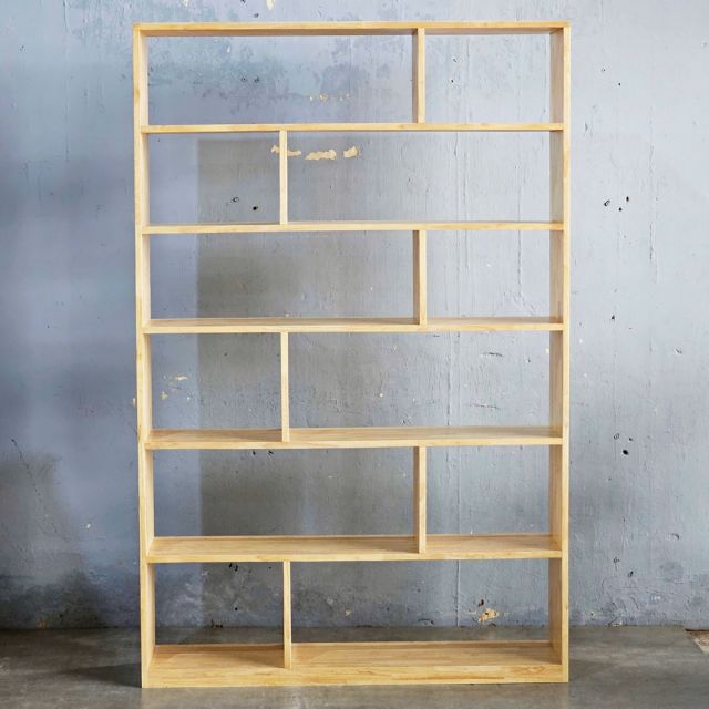 Kệ sách 120x28x185 gỗ cao su KS68332