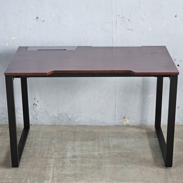 Bàn làm việc có hộp điện 120x60cm gỗ cao su ZD022