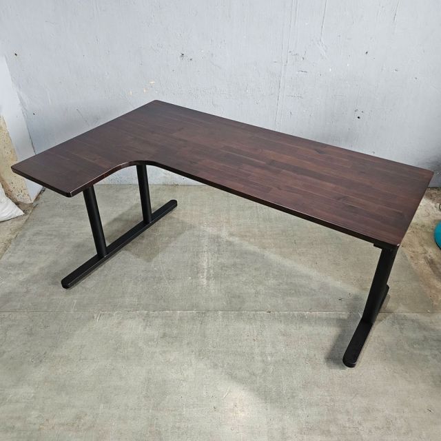 Bàn góc L 160x100cm gỗ tràm hệ TIO HBTO031