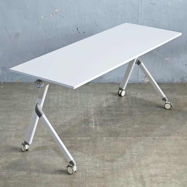 Bàn đào tạo gấp gọn 160x60cm gỗ cao su SPD68247