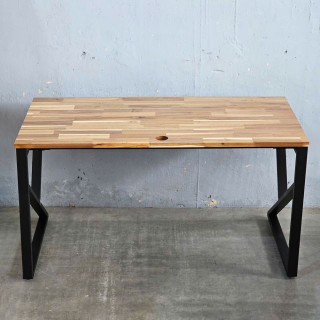 Bàn làm việc 140x70cm gỗ tràm hệ KConcept HBKC048