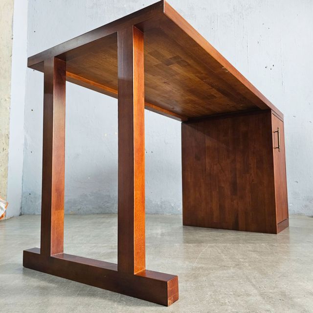 Bàn làm việc KAVET 152x60cm gỗ cao su BD68155