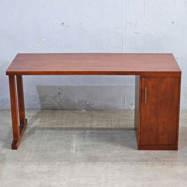 Bàn làm việc KAVET 152x60cm gỗ cao su BD68155