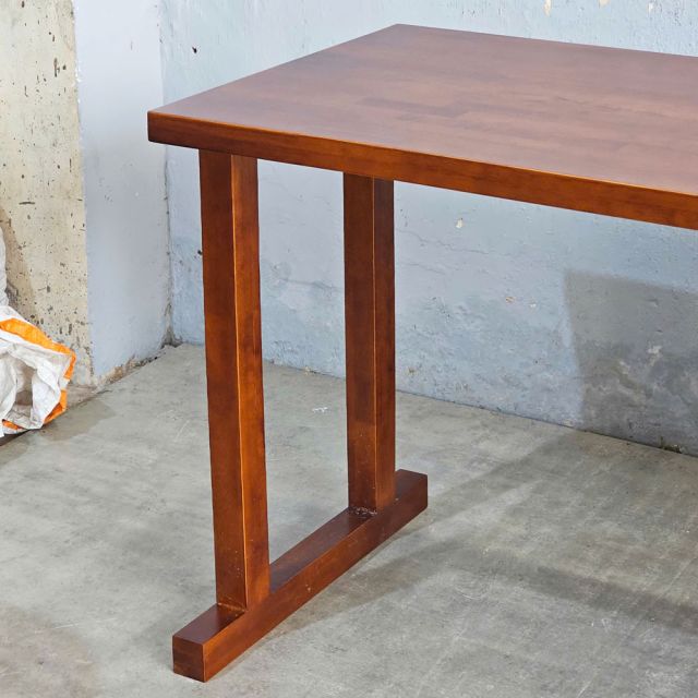 Bàn làm việc KAVET 152x60cm gỗ cao su BD68155