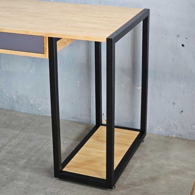 Bàn máy tính 126x60cm gỗ cao su COD68062