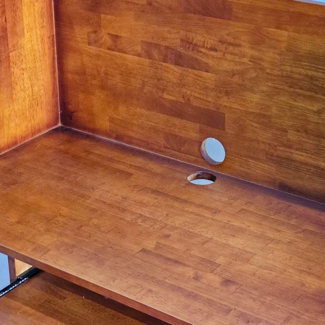 Bàn máy tính đứng 90x50x145cm gỗ cao su STD68048