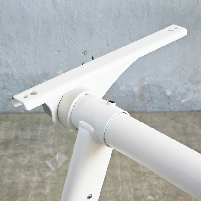 Chân bàn đào tạo di động 160cm sơn tĩnh điện ERT-003