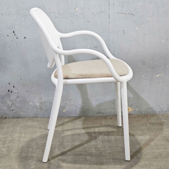 Ghế PORA bọc nệm nhựa đúc lưng tựa ST3061A