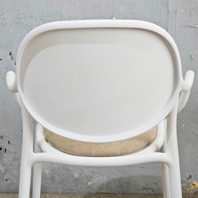 Ghế PORA bọc nệm nhựa đúc lưng tựa ST3061A
