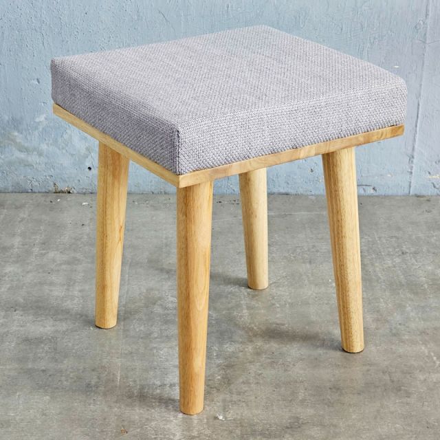 Ghế bàn trang điểm bọc nệm gỗ cao su GTD015