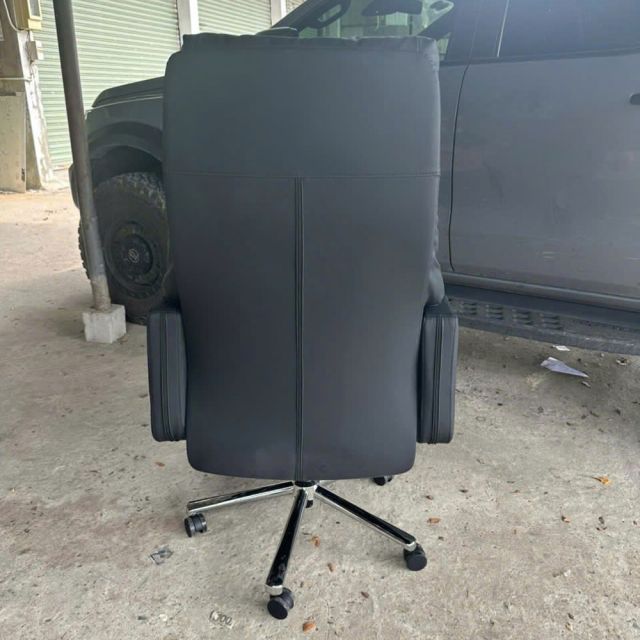 Ghế giám đốc bọc da MF6695