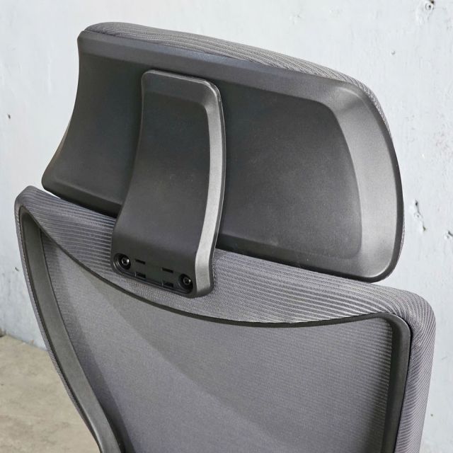 Ghế xoay văn phòng lưng lưới HOM1106-D01