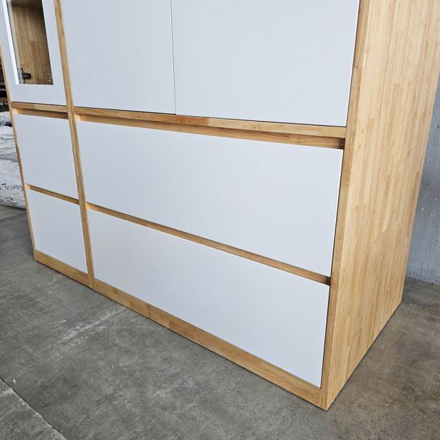 Hệ tủ quần áo gỗ cao su TQA68068
