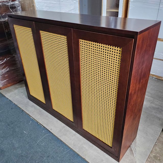 Tủ để giầy dép 140x35x110cm gỗ cao su KG68094