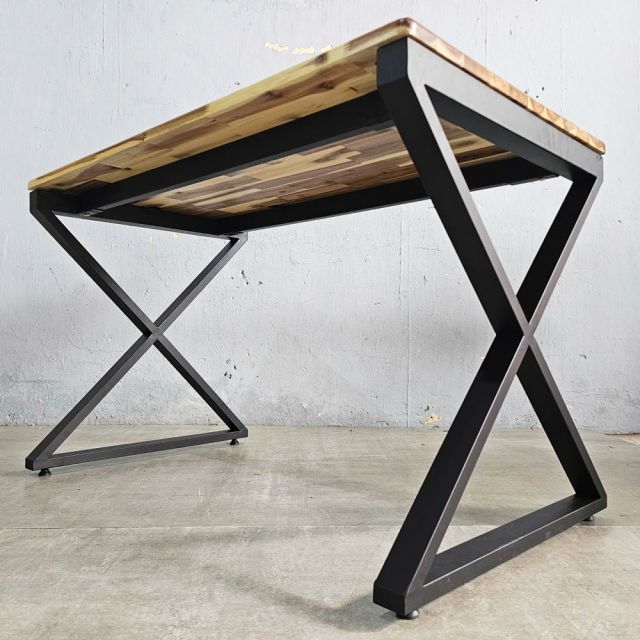 Bàn ăn chữ nhật 120x70cm gỗ tràm BA68251