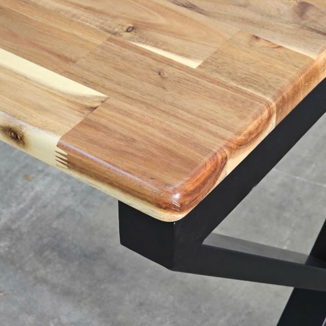 Bàn ăn chữ nhật 120x70cm gỗ tràm BA68251