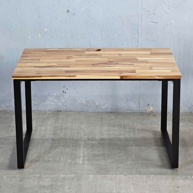 Bàn làm việc 120x70cm gỗ tràm hệ Rectang HBRT111